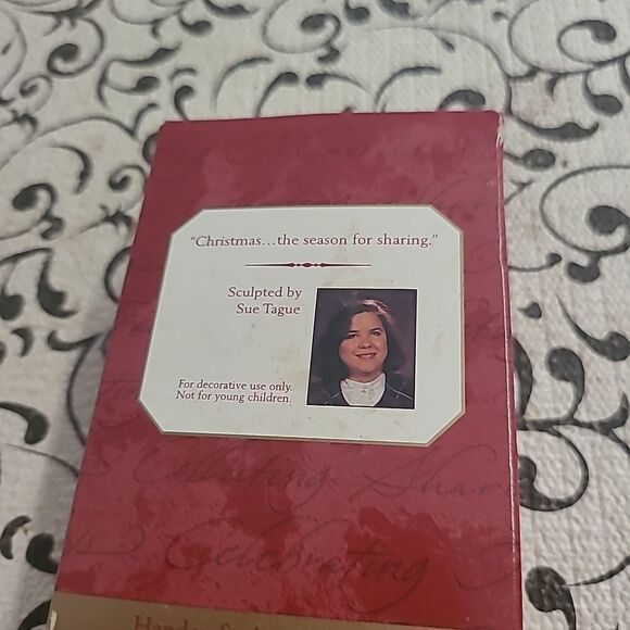 1999 Hallmark Keepsake Ornament - Picture 2 of 7